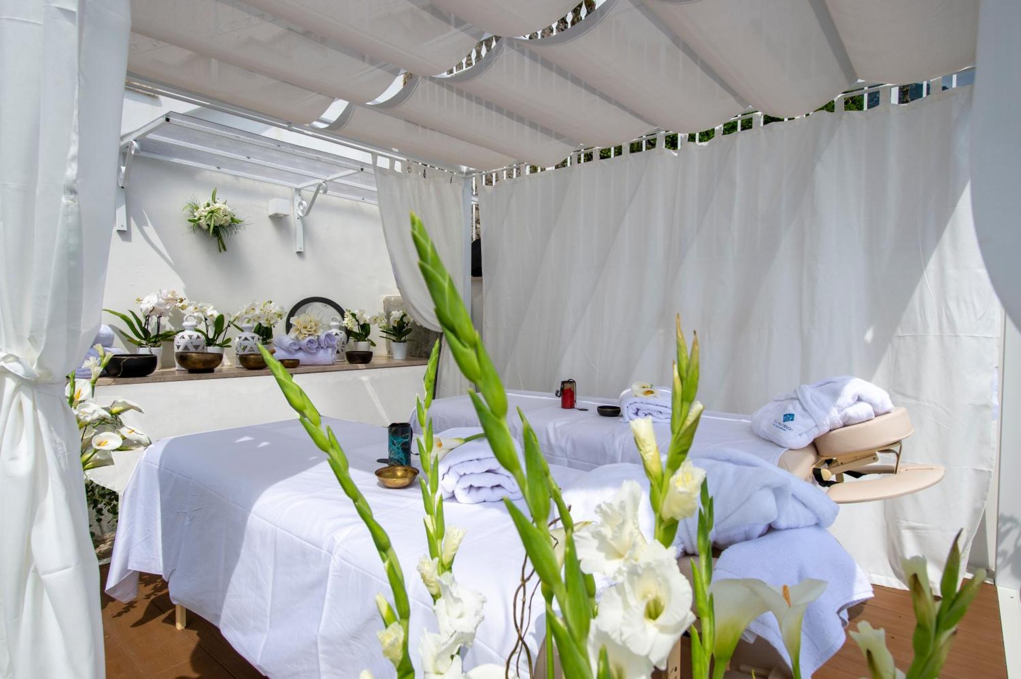 Villa Francesco Luxury Suites โปซิตาโน ภายนอก รูปภาพ