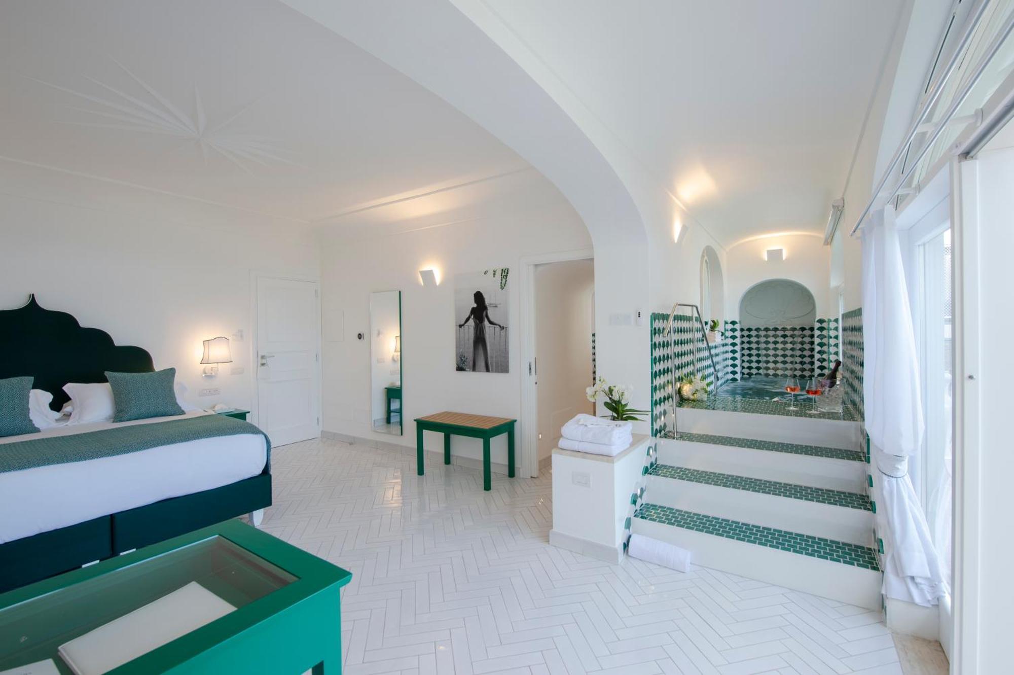 Villa Francesco Luxury Suites โปซิตาโน ภายนอก รูปภาพ